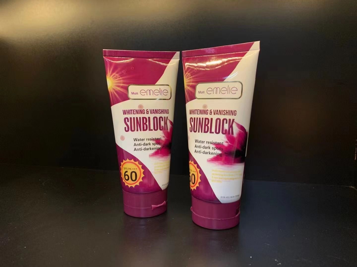 Sunblock SPF 60 Protection for Your Skin