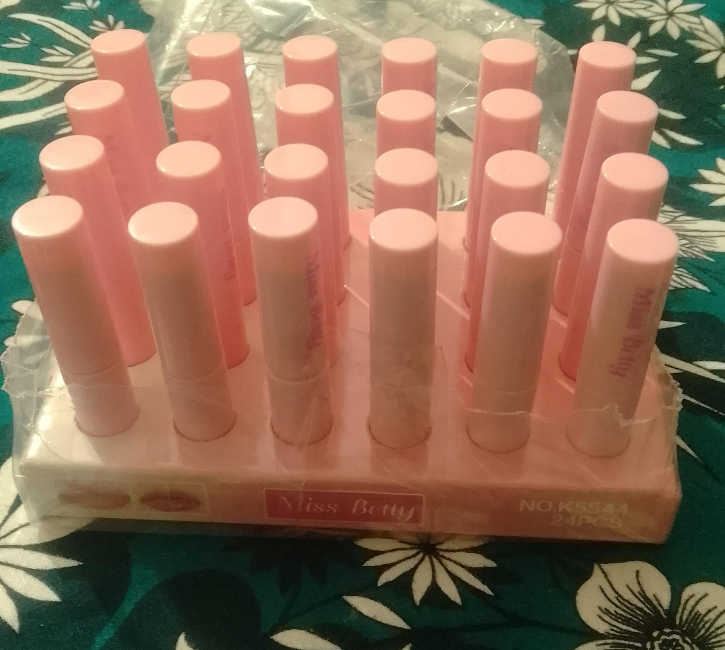 Jelly Highlighter Stick Glitter Eyeshadow, Lip Balm & Face Highlighter