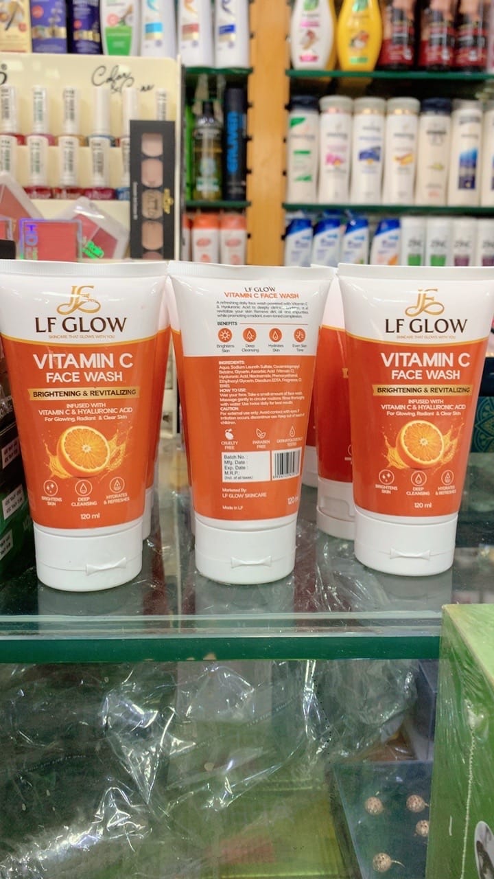 Vitamin C Brightening Face Wash for Glowing Skin